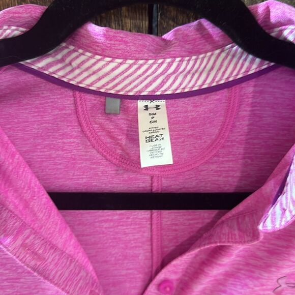 Under Armour fitted heat gear women’s shirt - Picture 2 of 5